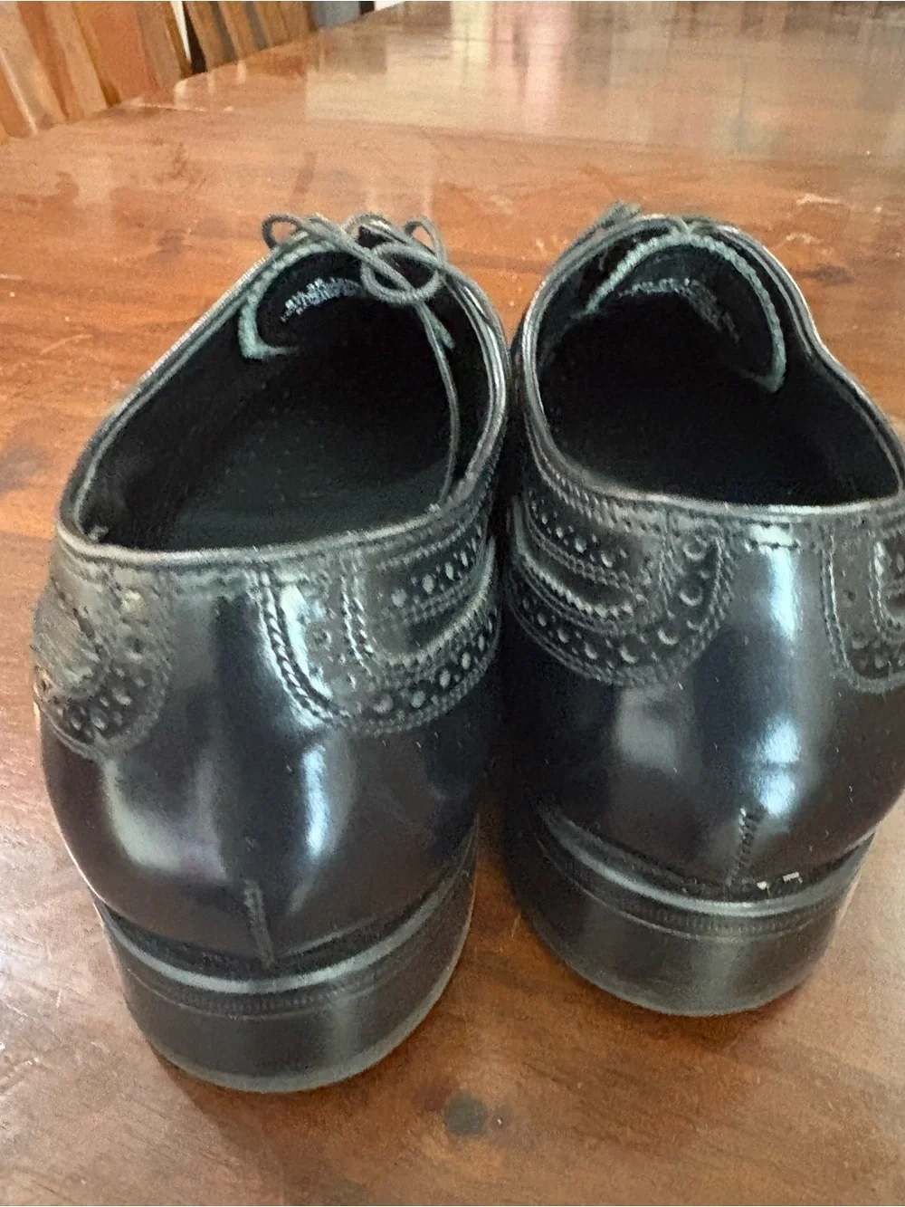FLORSHEIM Classic Black Men’s Leather Wingtip Dress Shoes